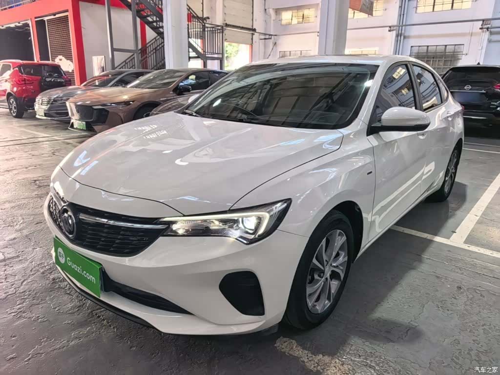 Buick Verano, 2022 2