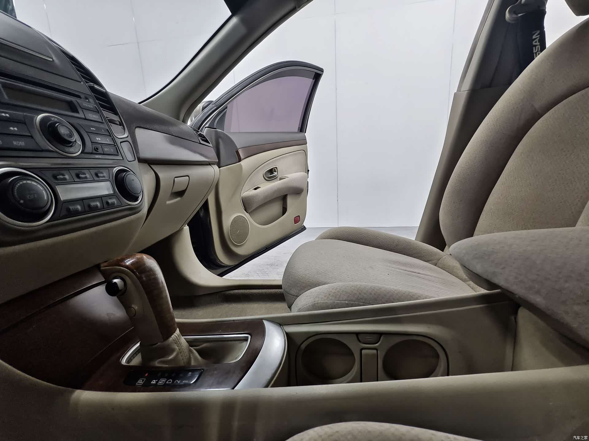Nissan Sylphy, 2011 15