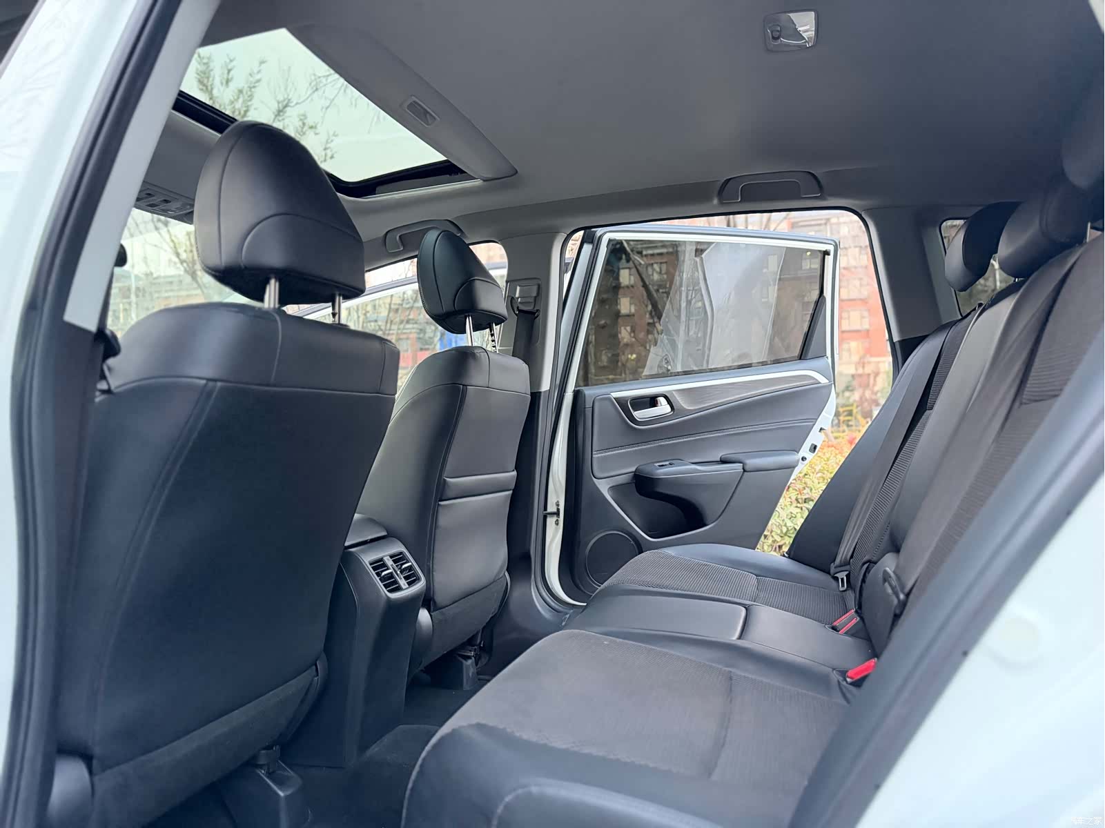 Honda Jade, 2016 6