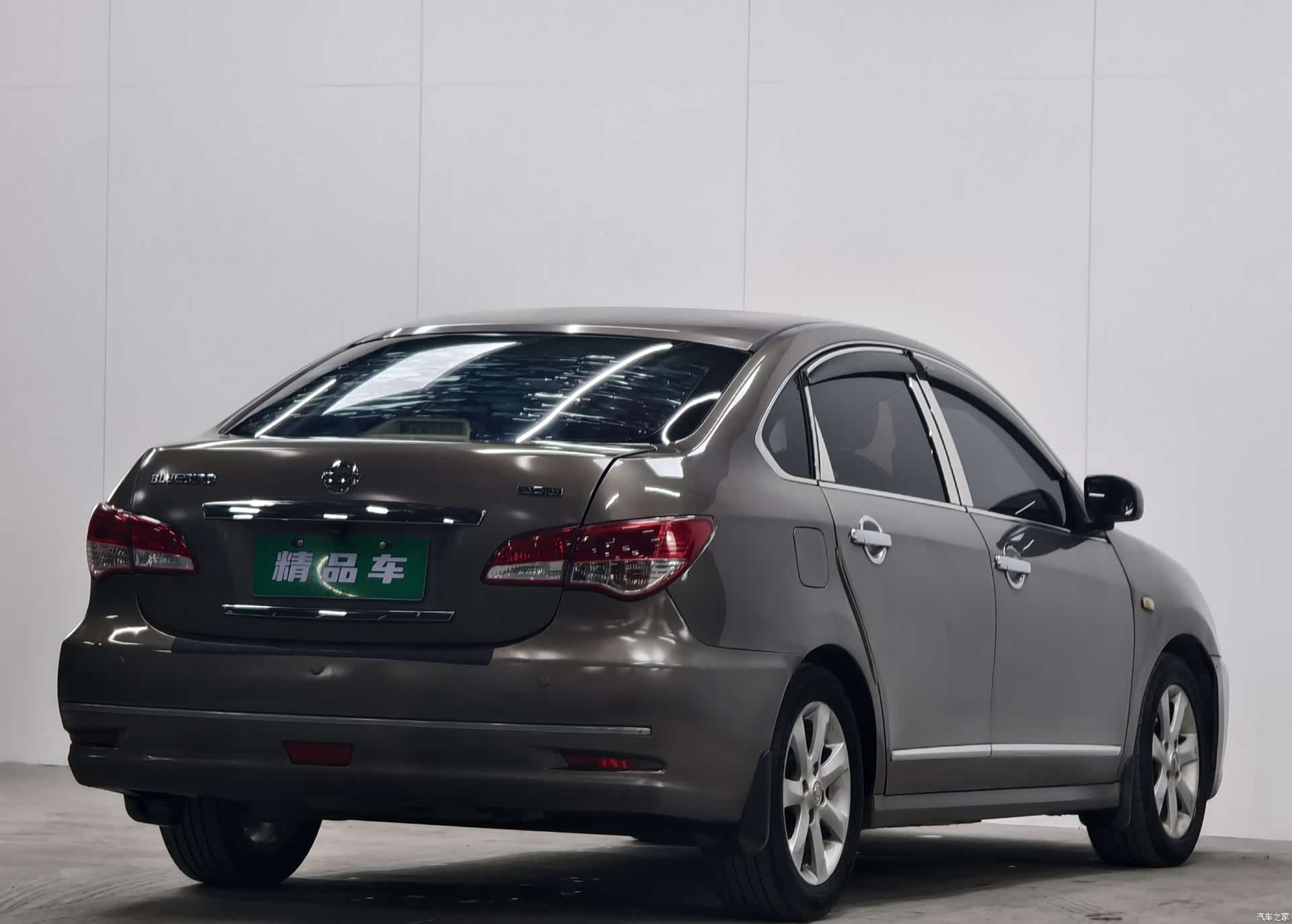 Nissan Sylphy, 2011 3