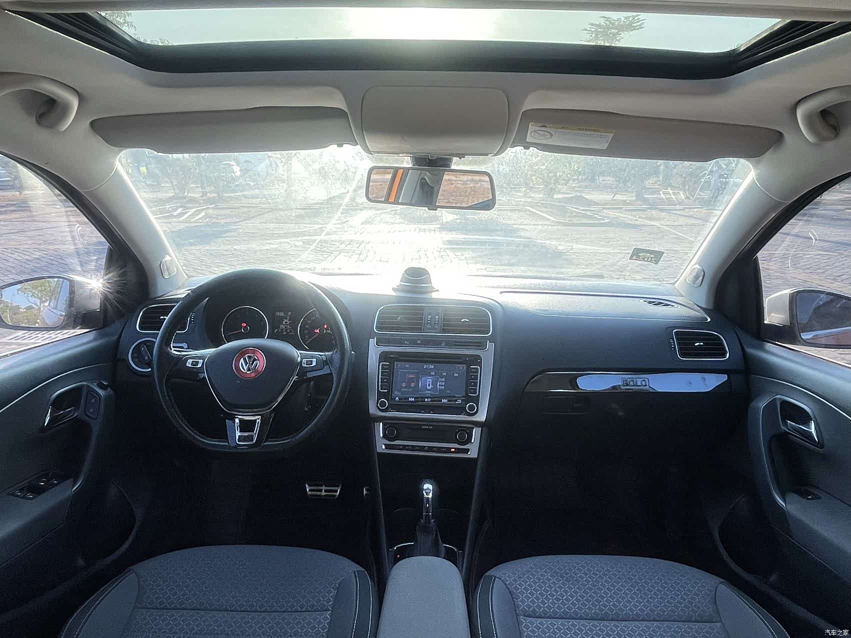 Volkswagen Polo, 2016 10