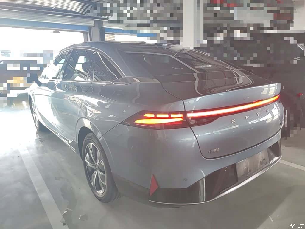Xpeng P5, 2022 все фото