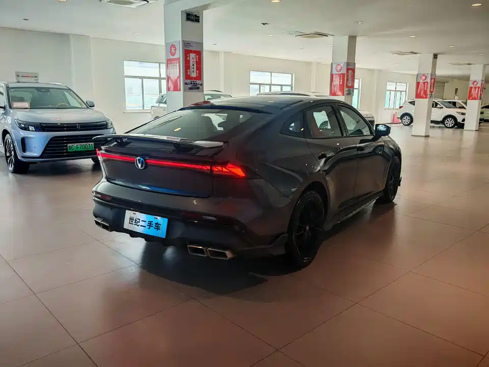 Changan UNI-V