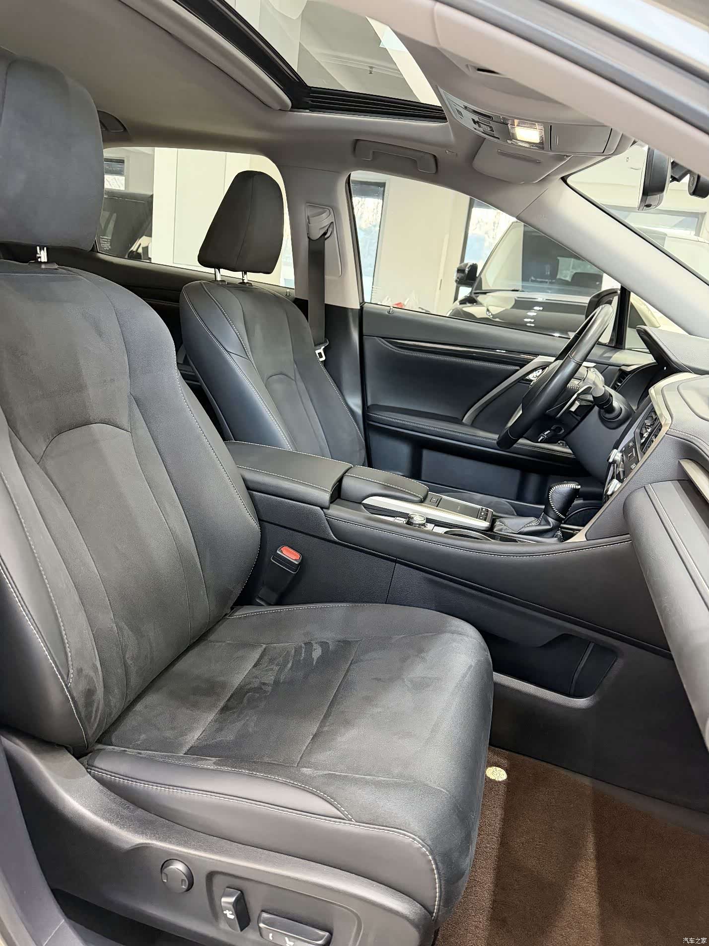 Lexus RX, 2020 9