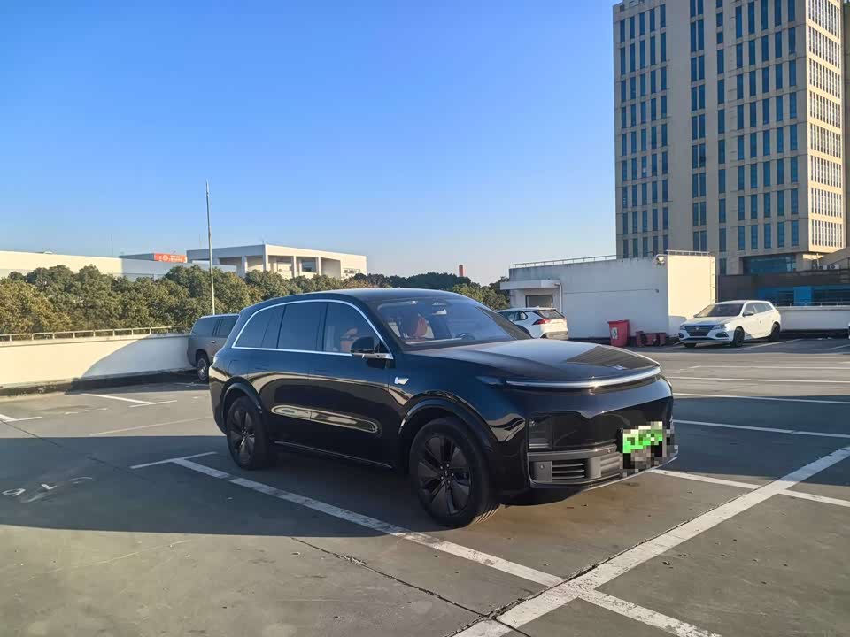 Li Auto Ideal L8