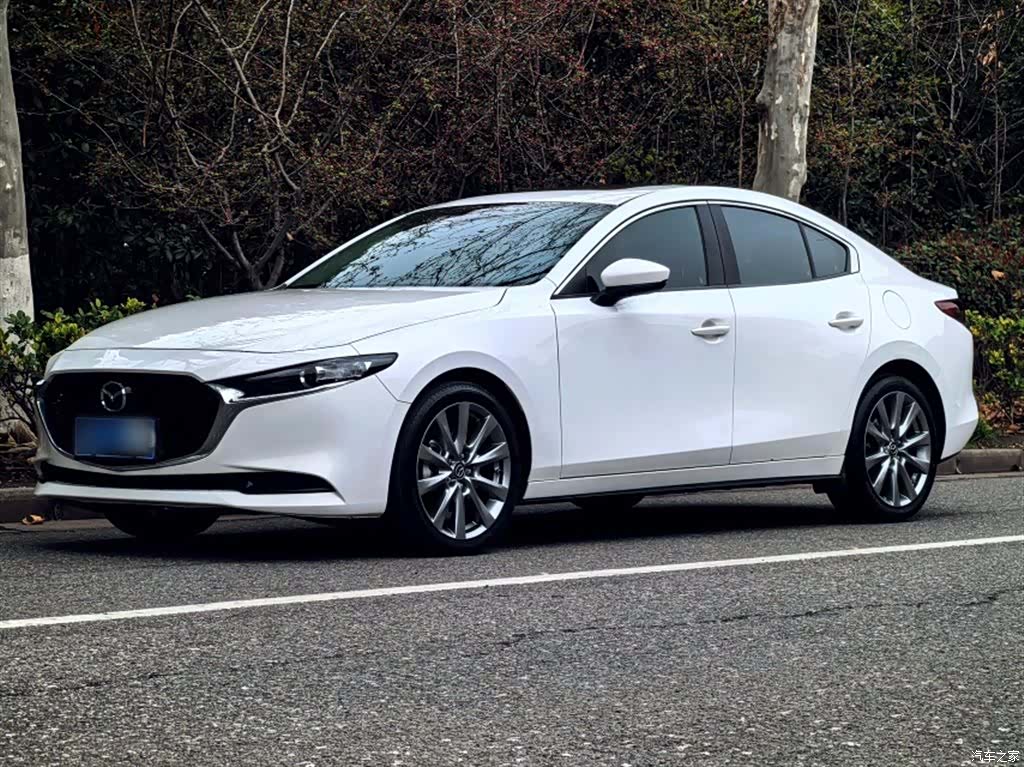 Mazda Mazda3, 2023 1