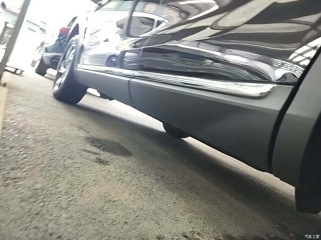 Hongqi HS5, 2022 18
