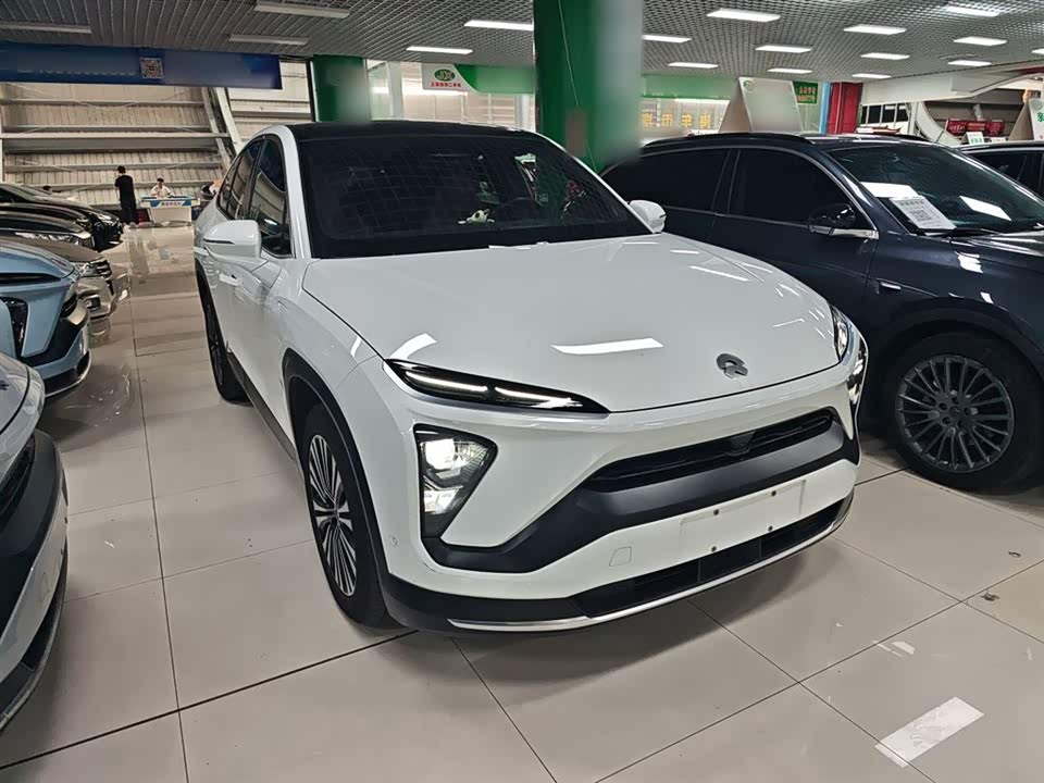 NIO EC6