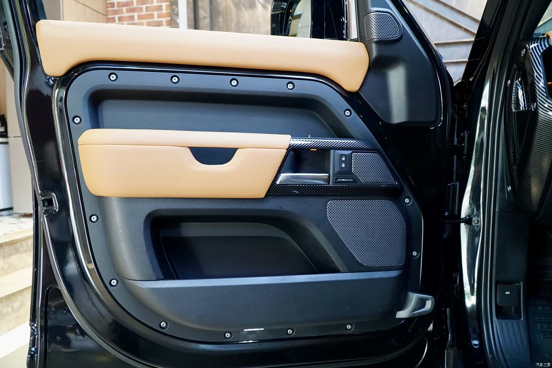 Land Rover Defender, 2022 12