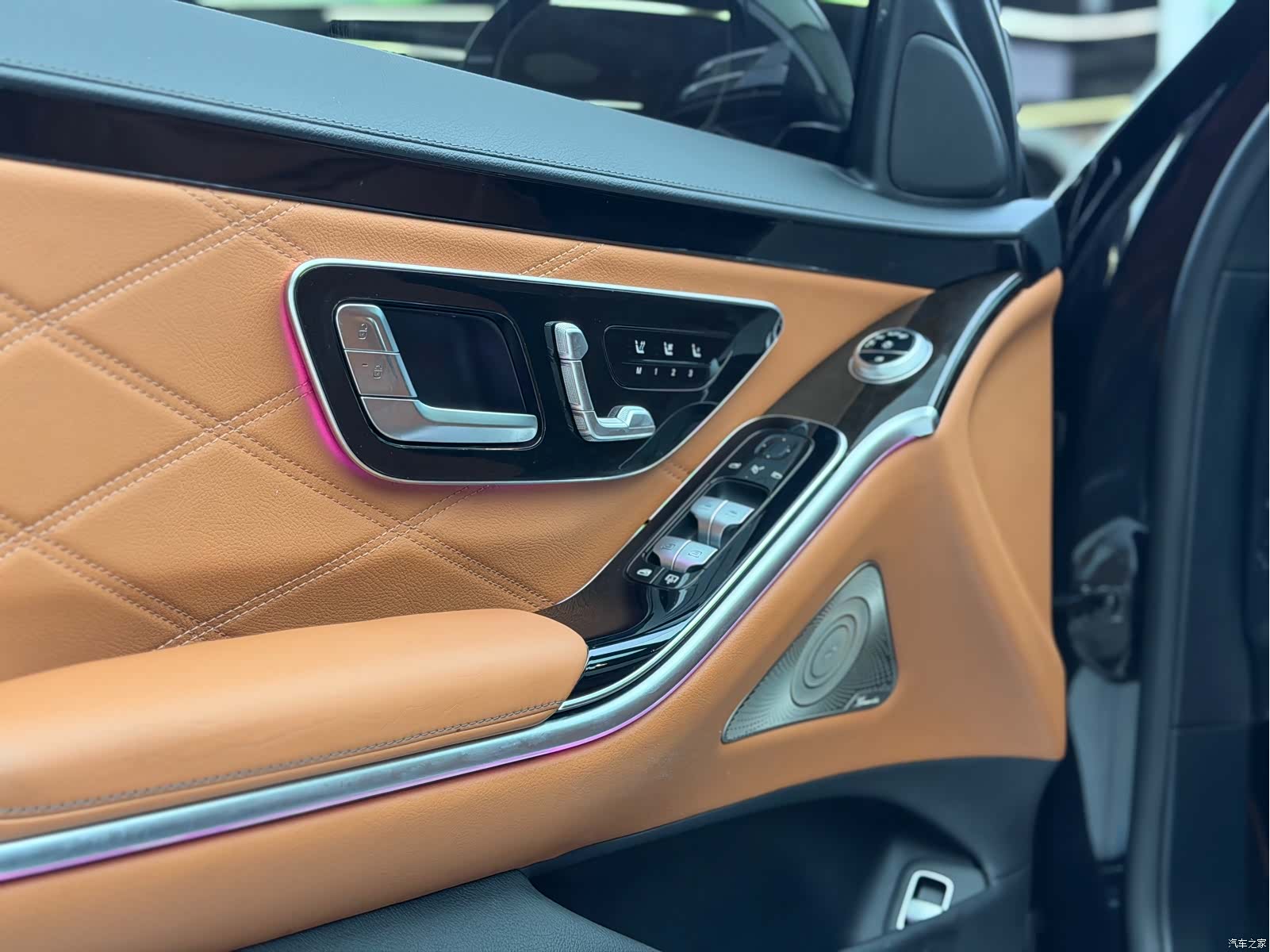 Maybach S-Class, 2021 все фото