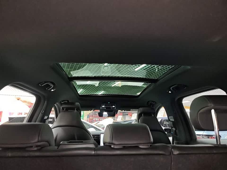 NIO ES6