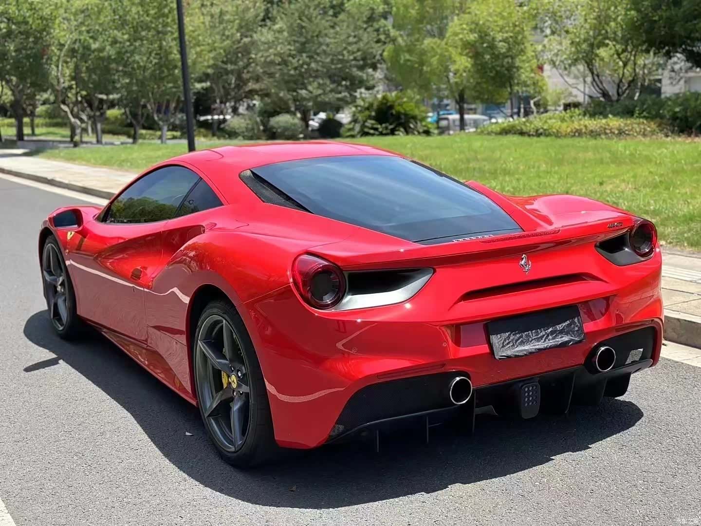 Ferrari 488, 2019 3