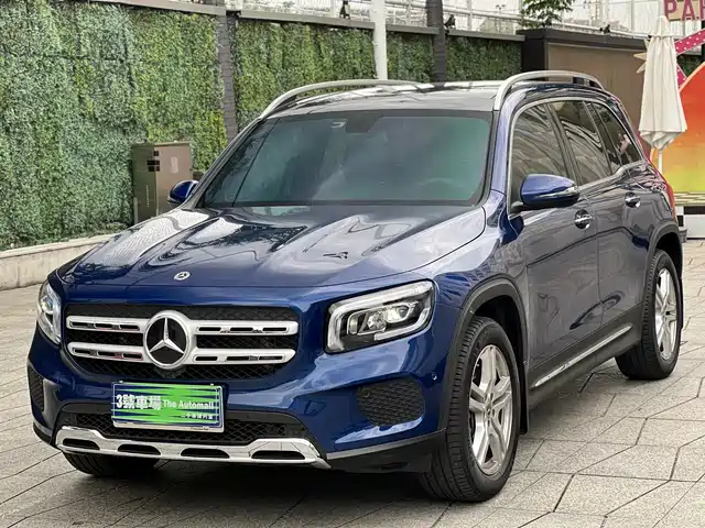 Mercedes-Benz GLB 2023 — купить из Китая под заказ