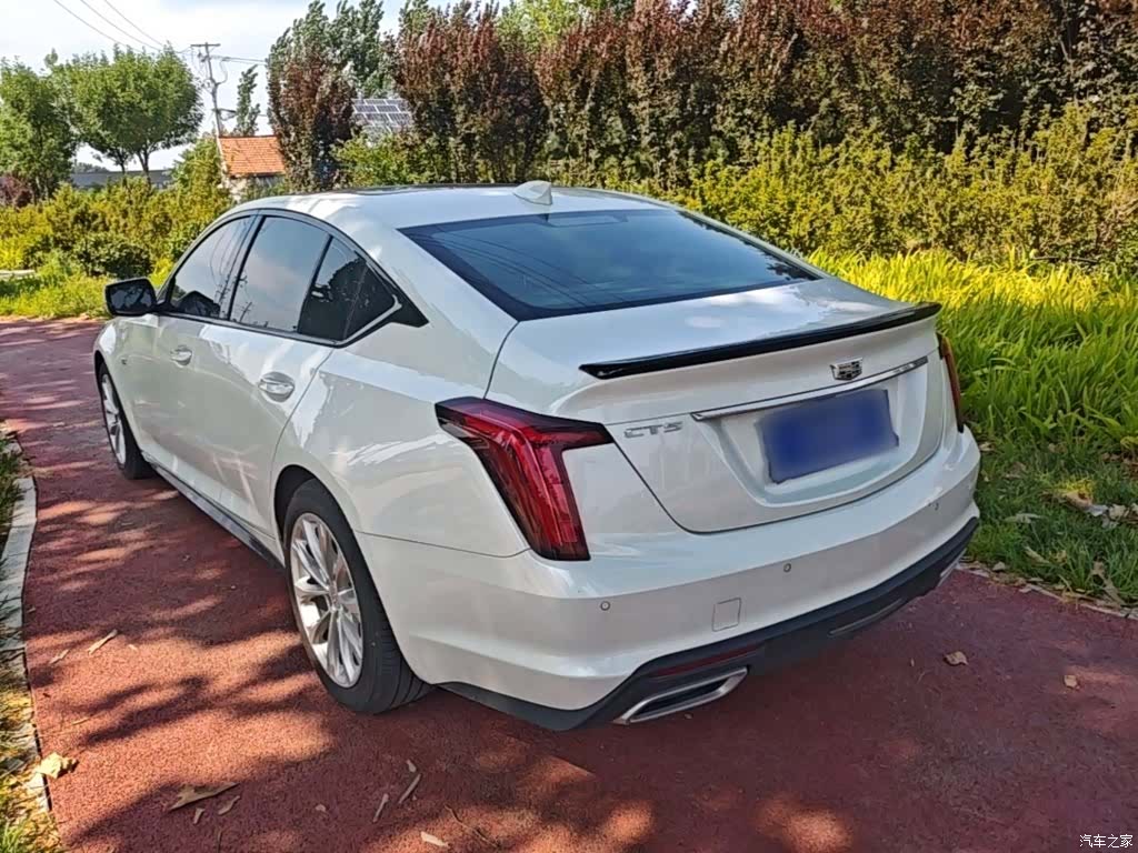 Cadillac CT5, 2024 все фото