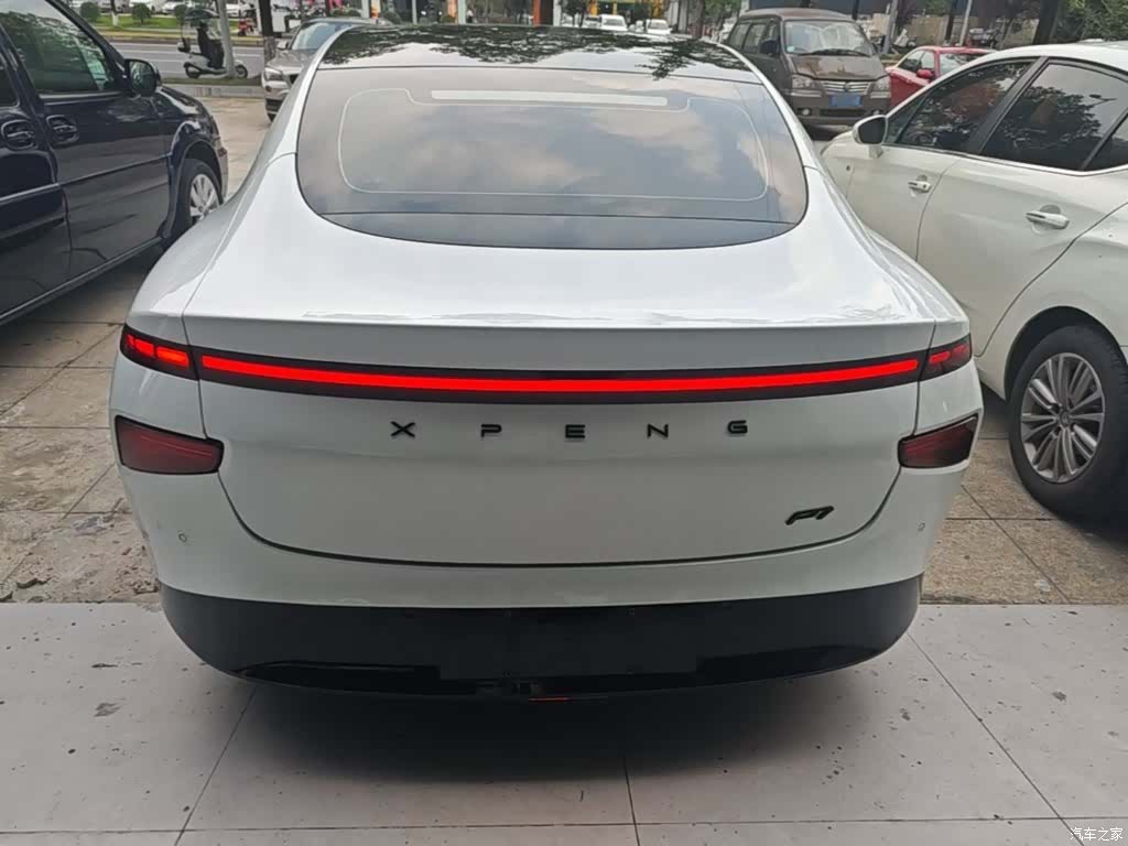 Xpeng P7, 2022 6