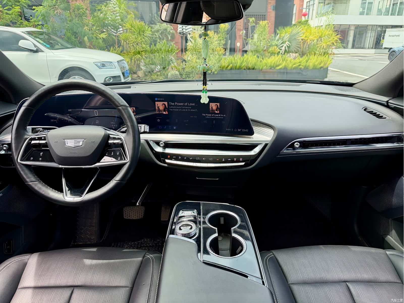Cadillac IQ, 2024 12