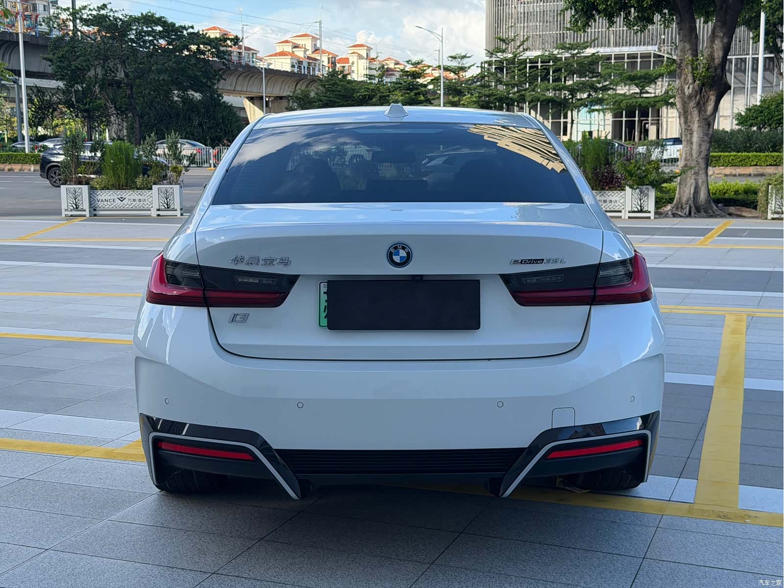 BMW i3, 2022 все фото