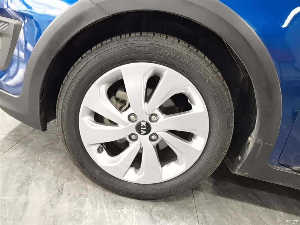Kia KX, 2018 25