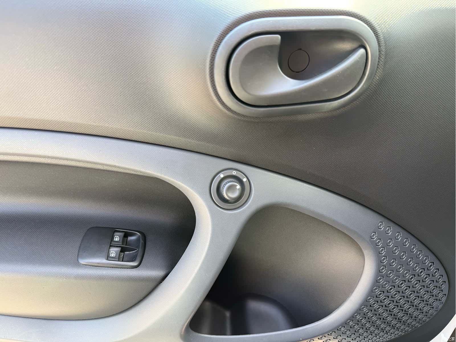 Smart Fortwo, 2018 15