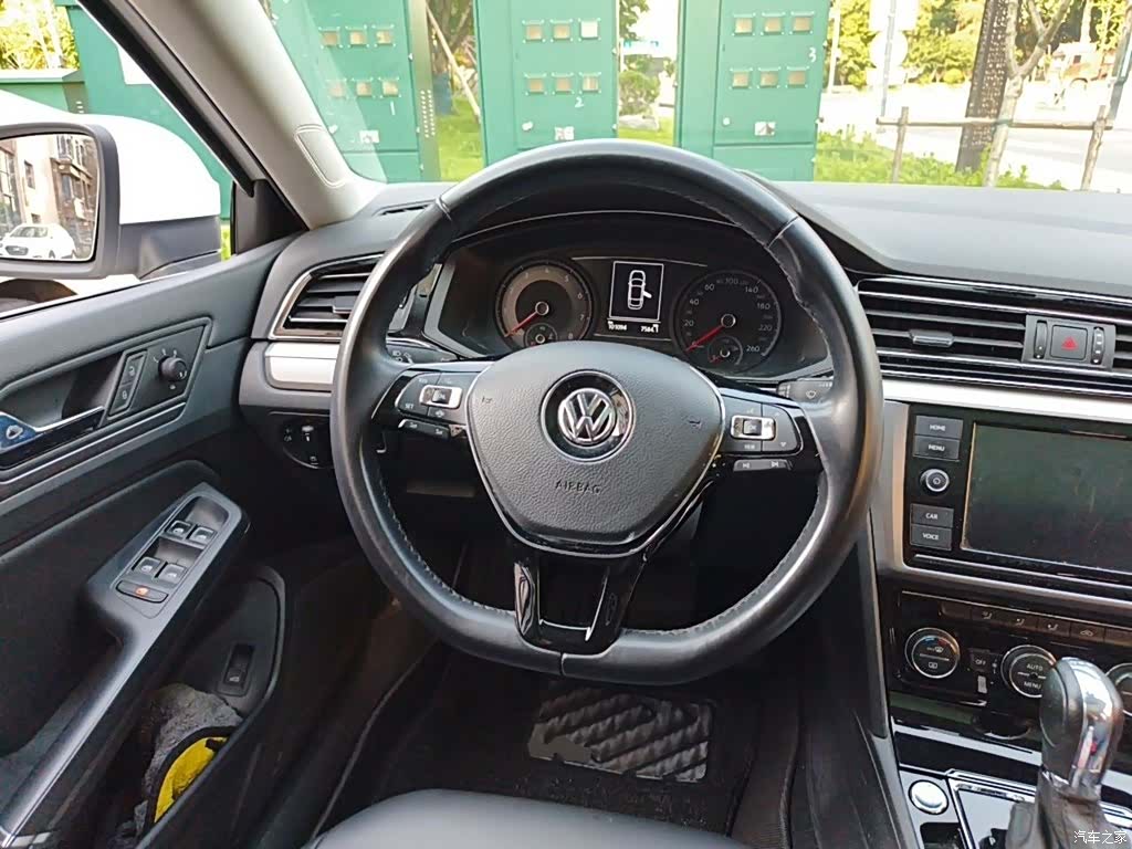 Volkswagen Lamando, 2019 3