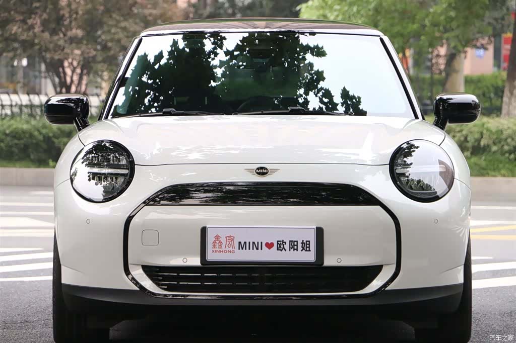 Mini Cooper, 2025 2