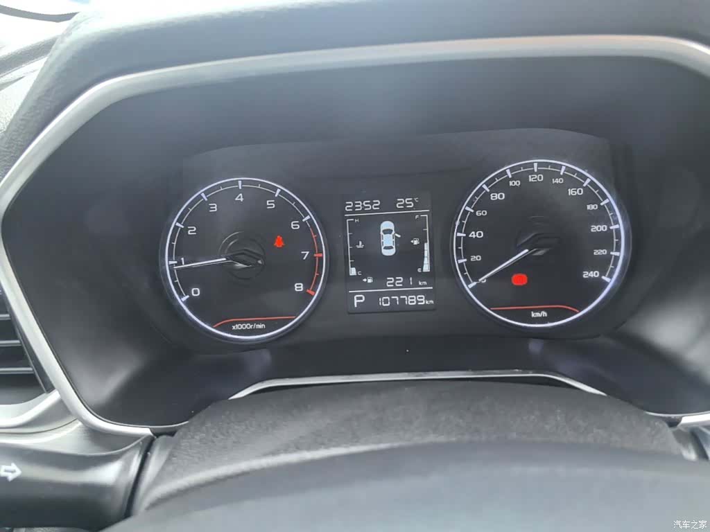 Geely X6, 2021 12