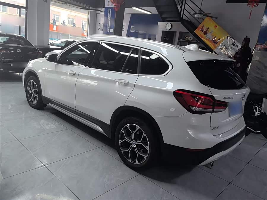 BMW X1 2020, фото 23