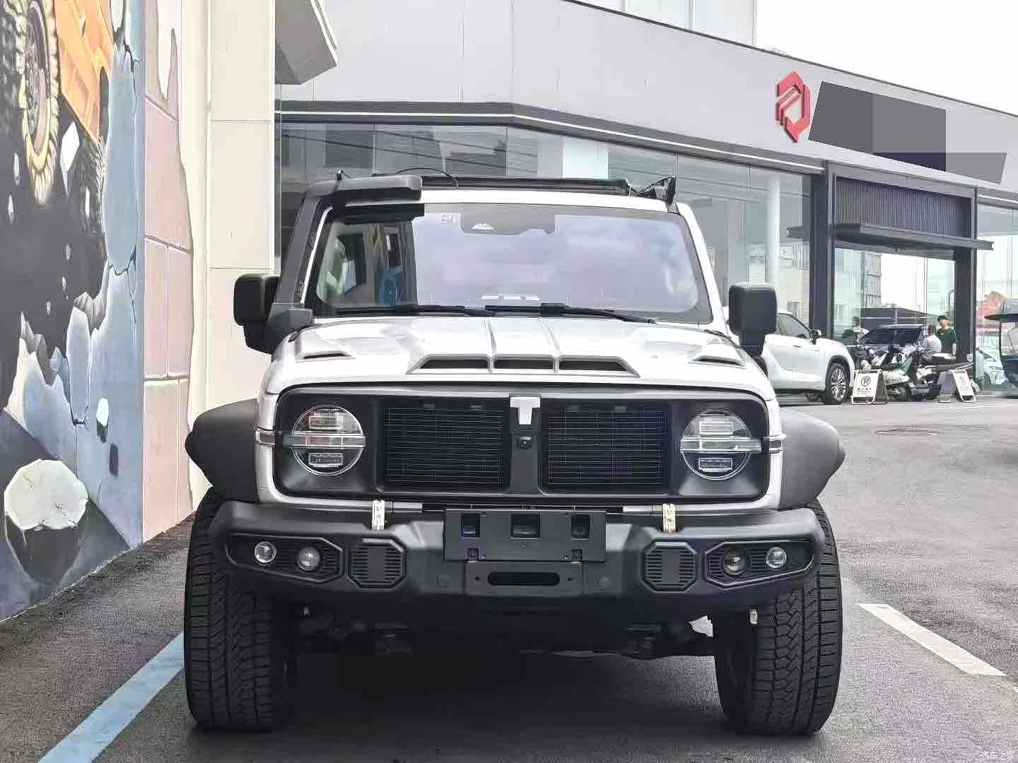 Tank 300, 2023 7