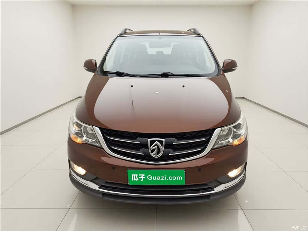 Wuling 730, 2017 3