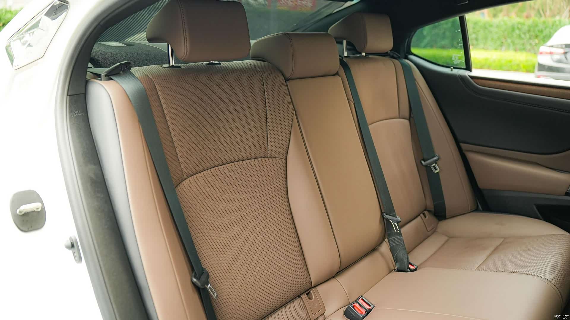 Lexus ES, 2024 15