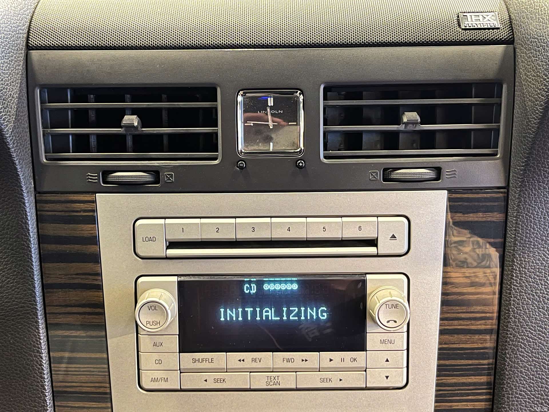 Lincoln Navigator, 2011 14