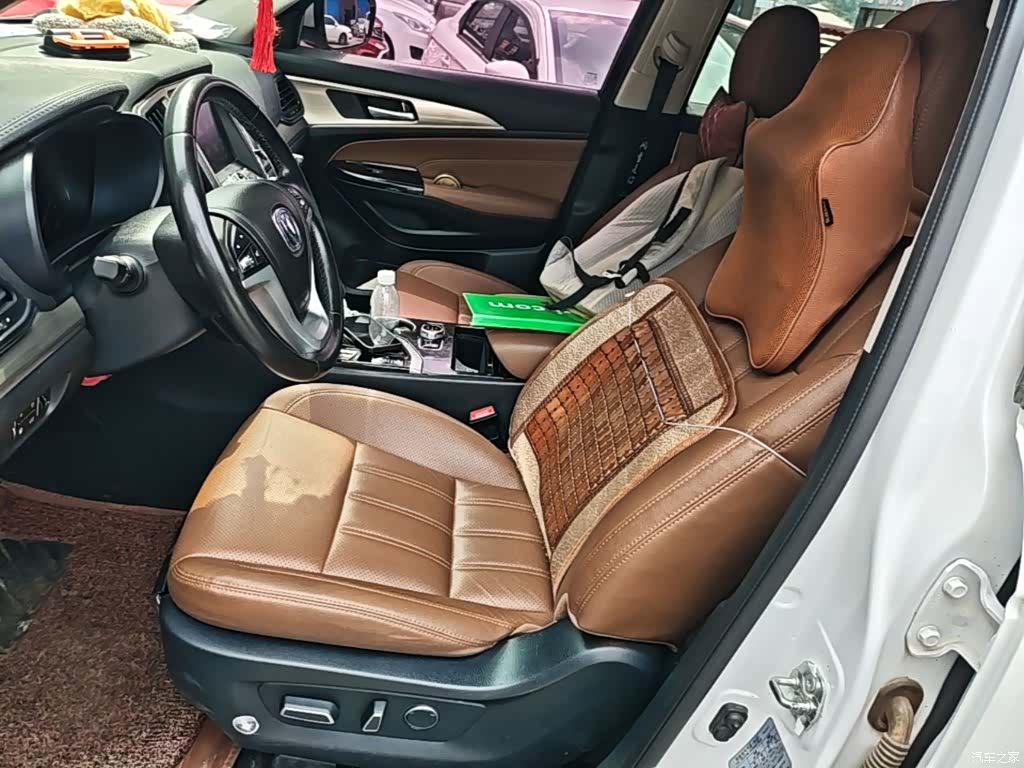 Changan CS95, 2018 15
