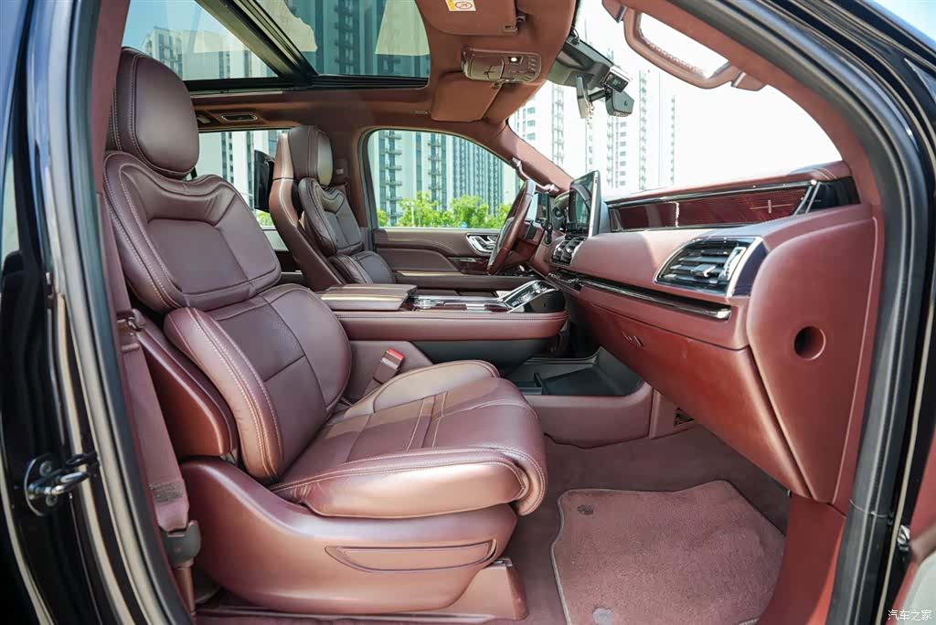 Lincoln Navigator, 2022 7