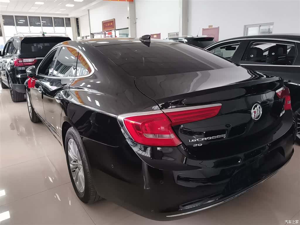 Buick LaCrosse, 2019 все фото