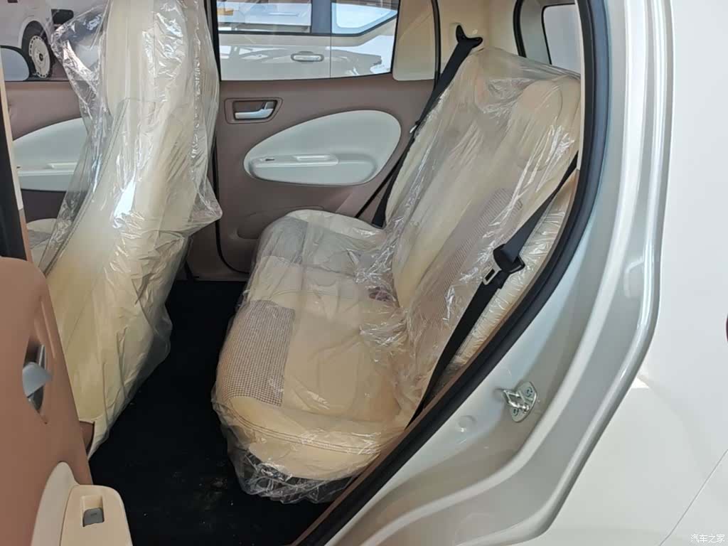 Wuling MINIEV, 2026 17