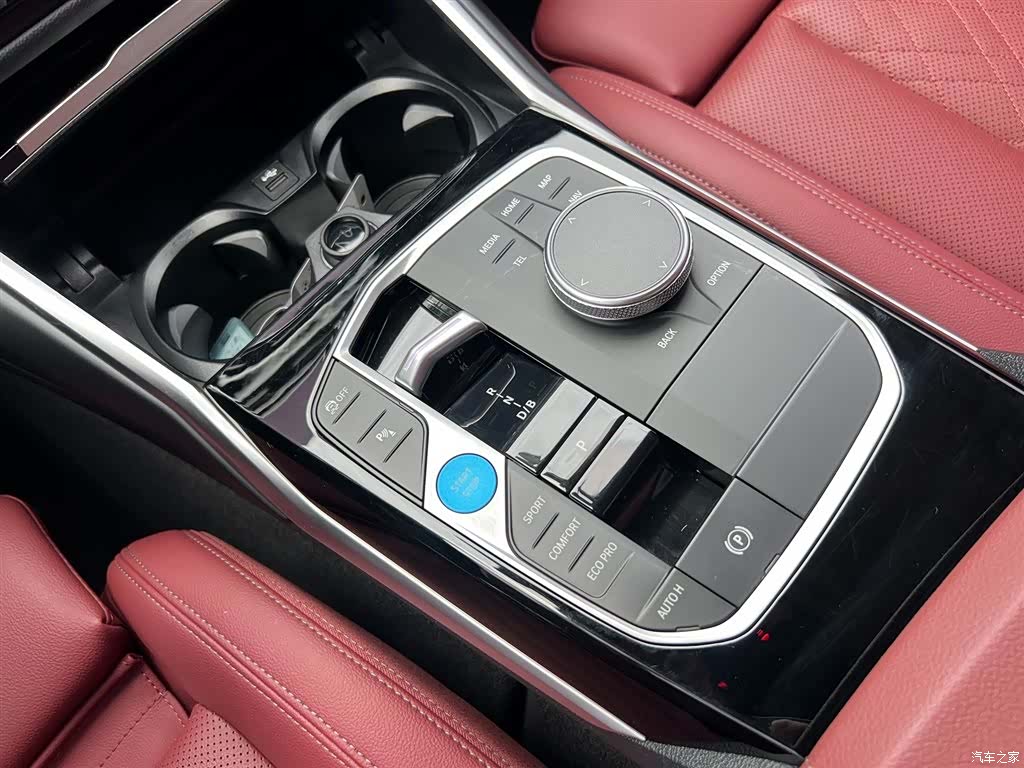 BMW i3, 2024 10