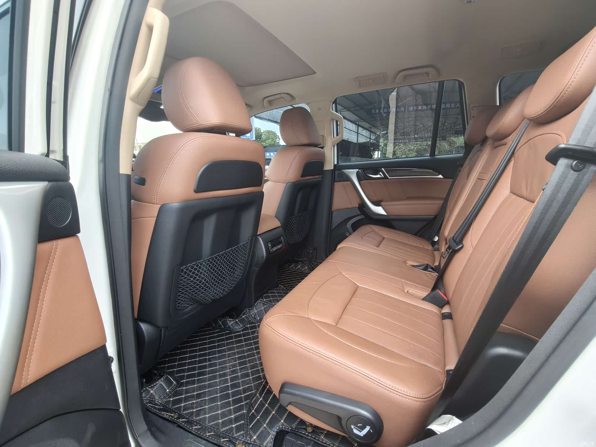 Haval H9, 2015 6