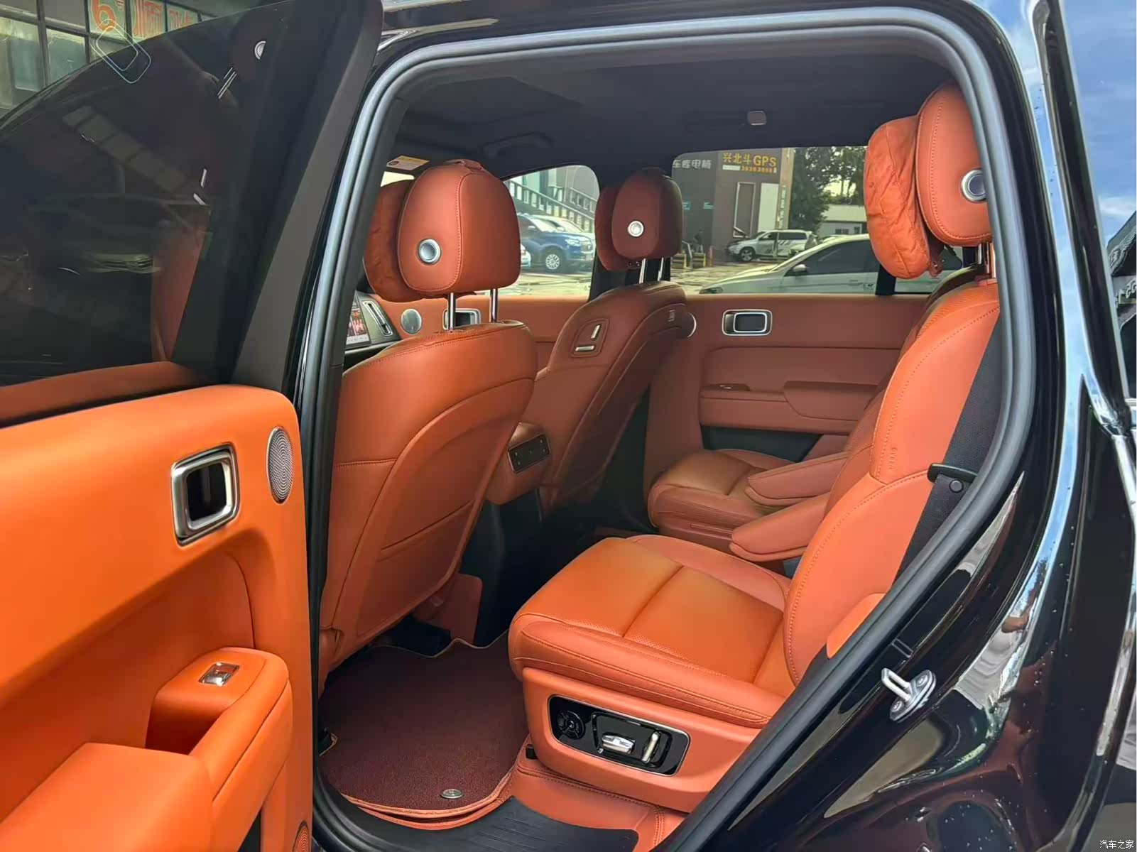 Li Auto L8, 2024 все фото