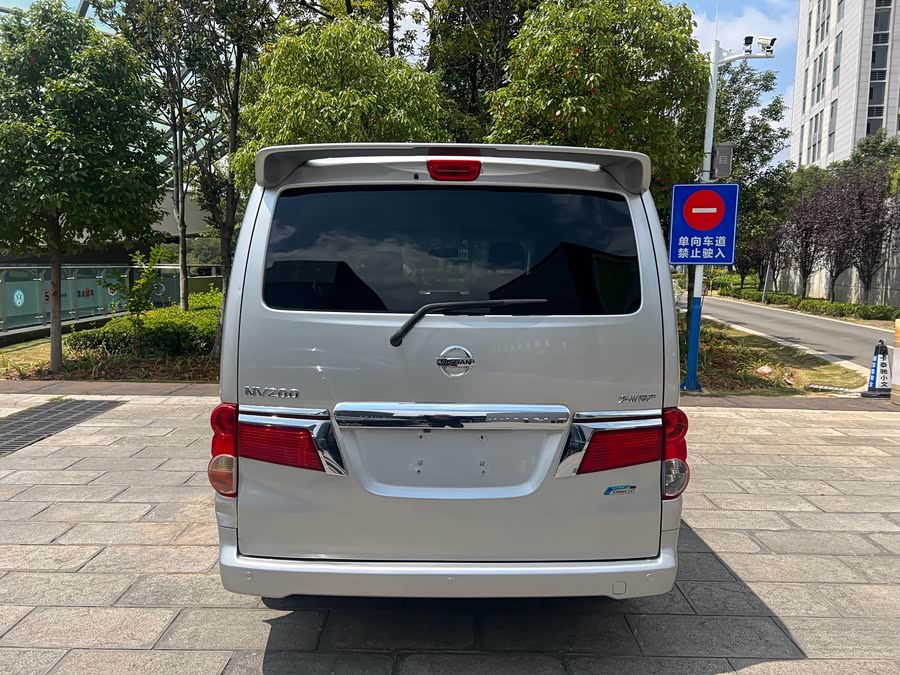 Nissan NV200 2016, фото 14