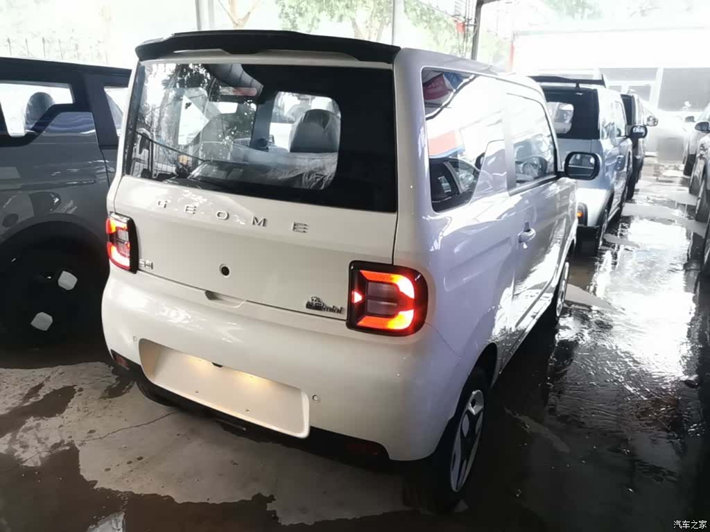 Geely Panda, 2026 7