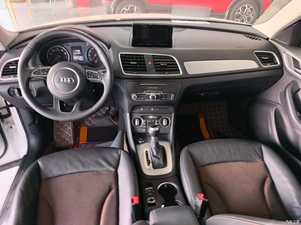 Audi Q3, 2019 10