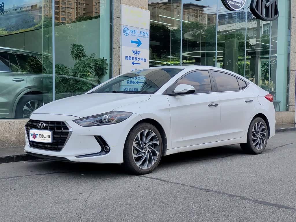 Hyundai Elantra