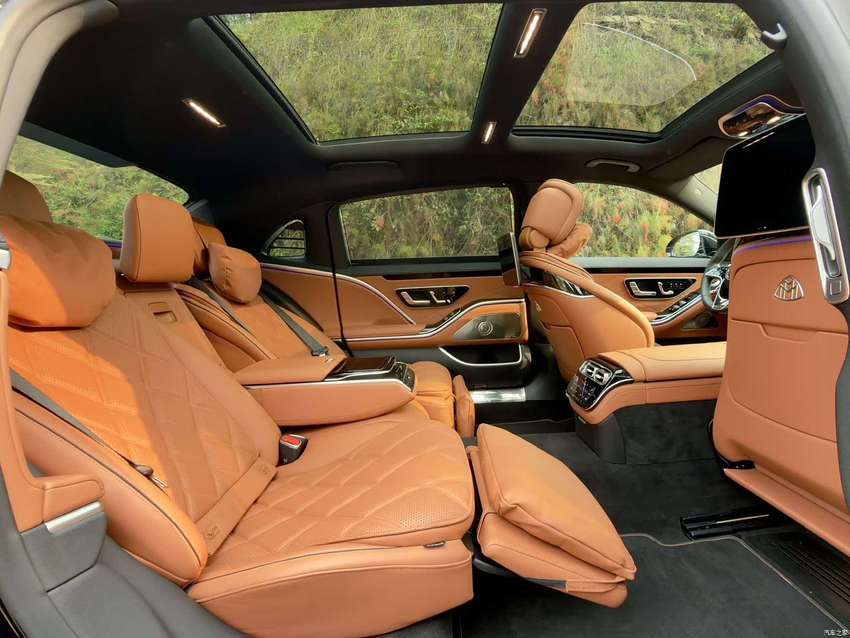 Maybach S-Class, 2024 14