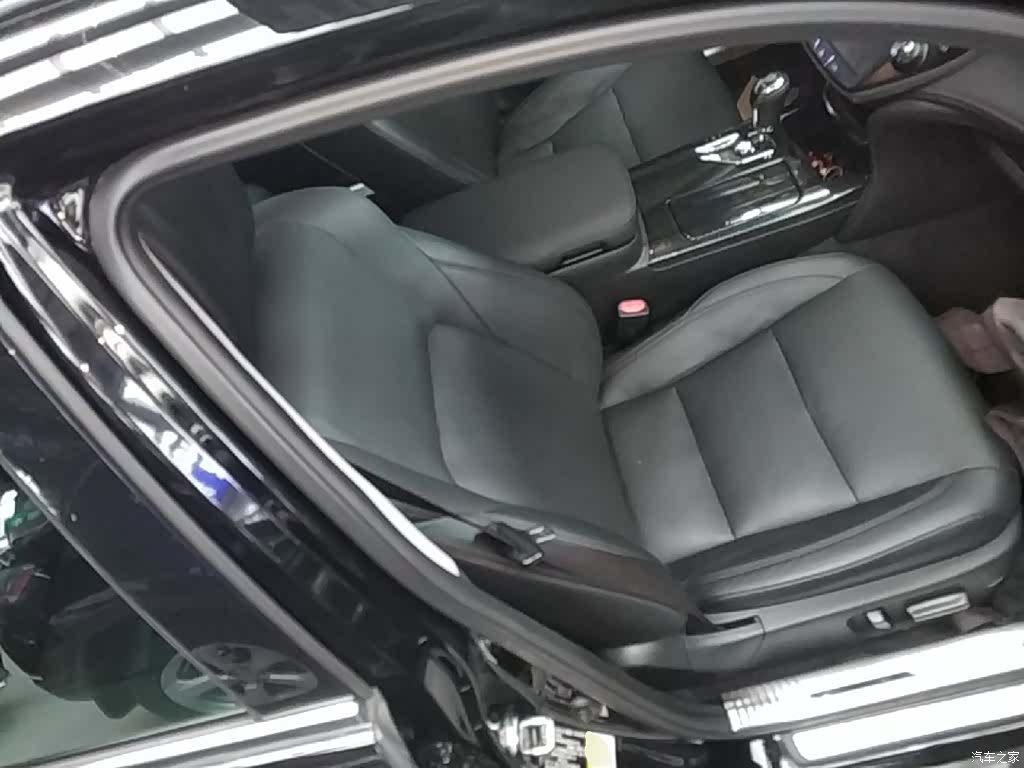 Toyota Crown, 2018 24
