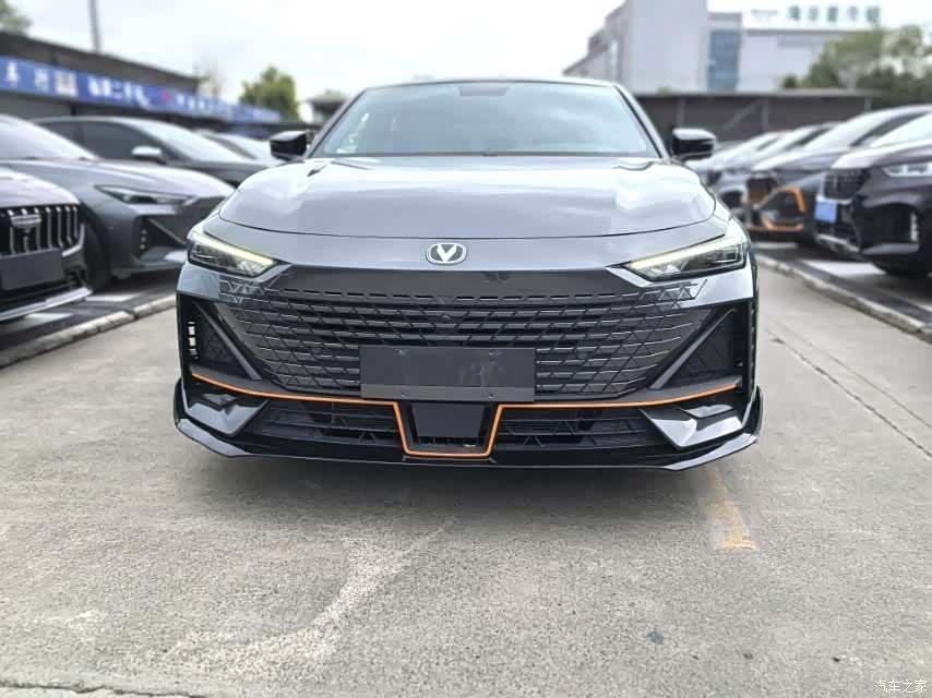 Changan UNI-V, 2023 2