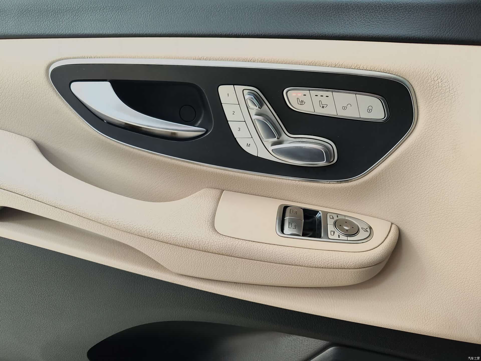 Mercedes-Benz V-Class, 2022 21