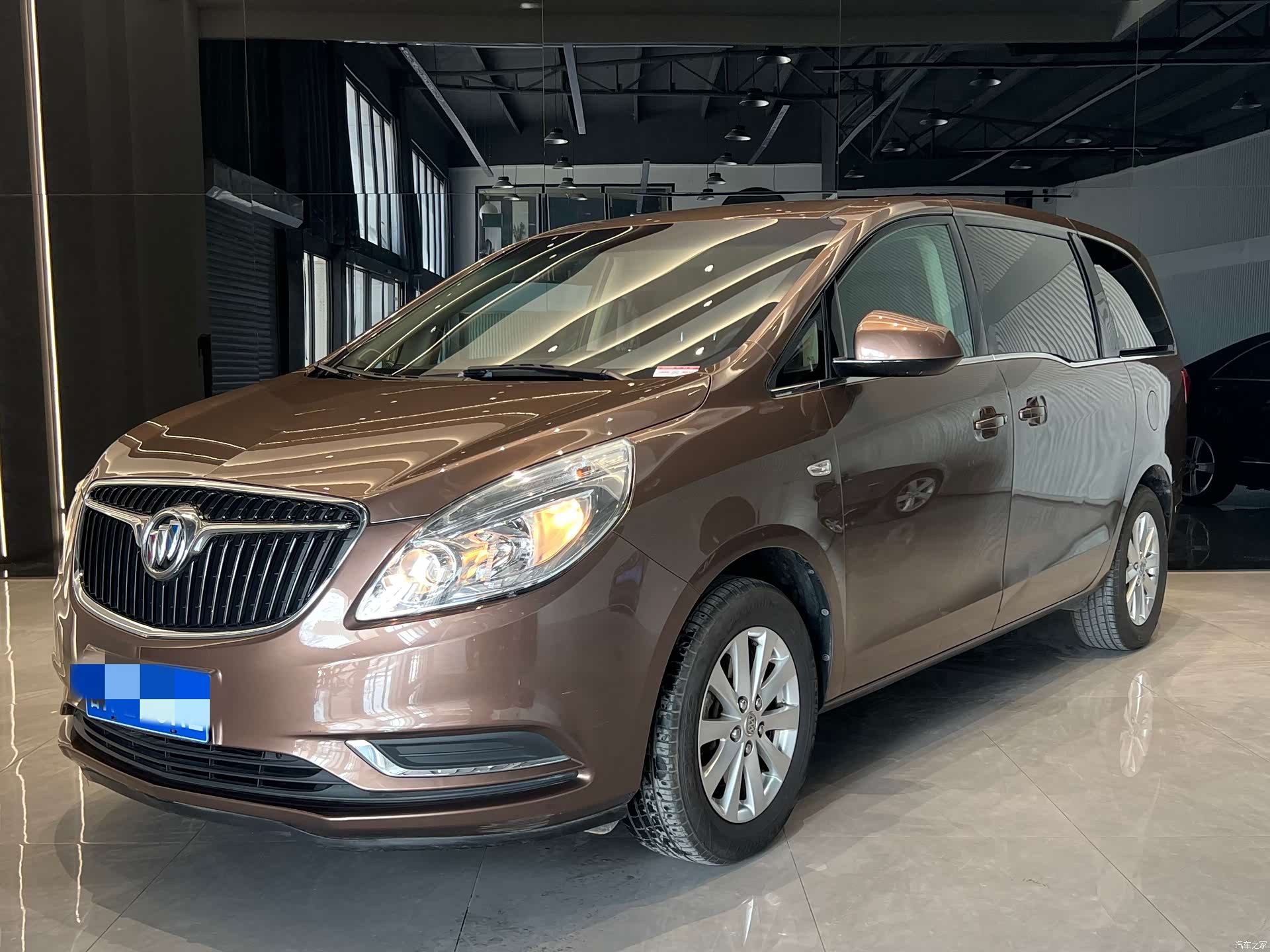 Buick GL8, 2020 1