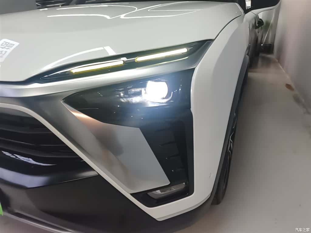 NIO ES8, 2021 24