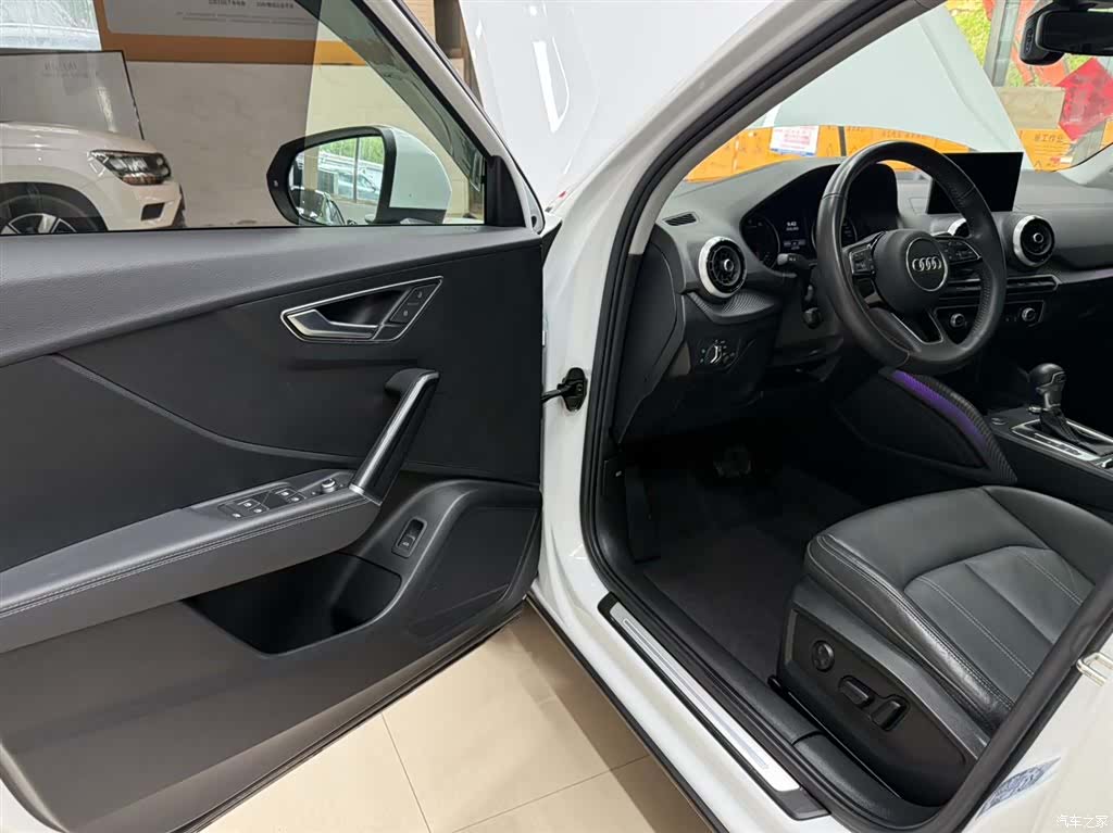 Audi Q2L, 2022 20