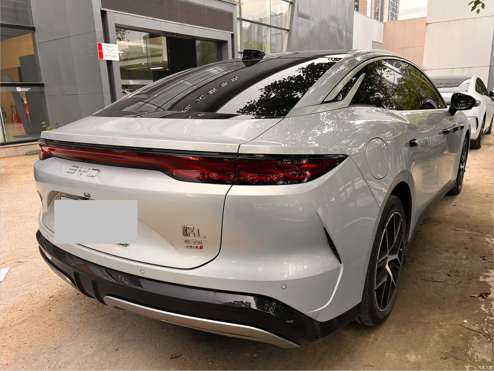 BYD Han, 2025 9